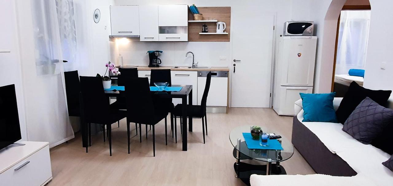 Radenka Zafron Apartment ヴォディツェ エクステリア 写真